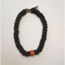 Halsband med stålfjäder orange kula